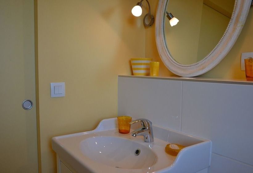 住宿加早餐  La Madinerie