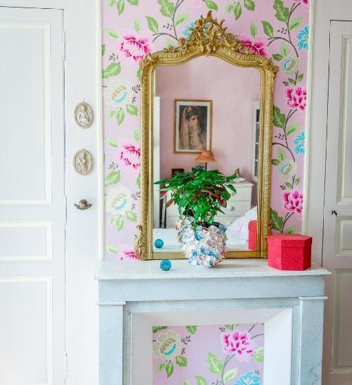 住宿加早餐  La Maison Charmante