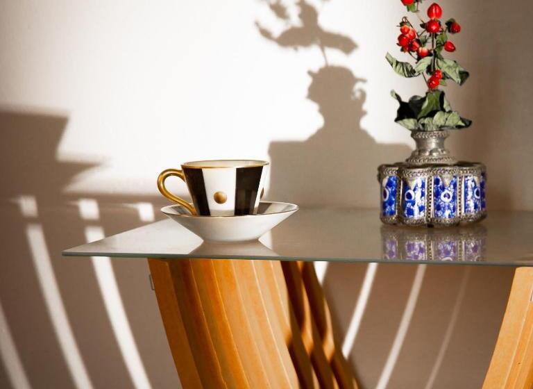 住宿加早餐  La Maison Charmante