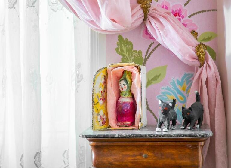 住宿加早餐  La Maison Charmante