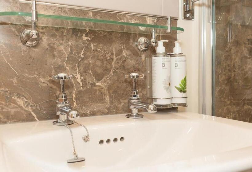 צימר Thatched Eaves