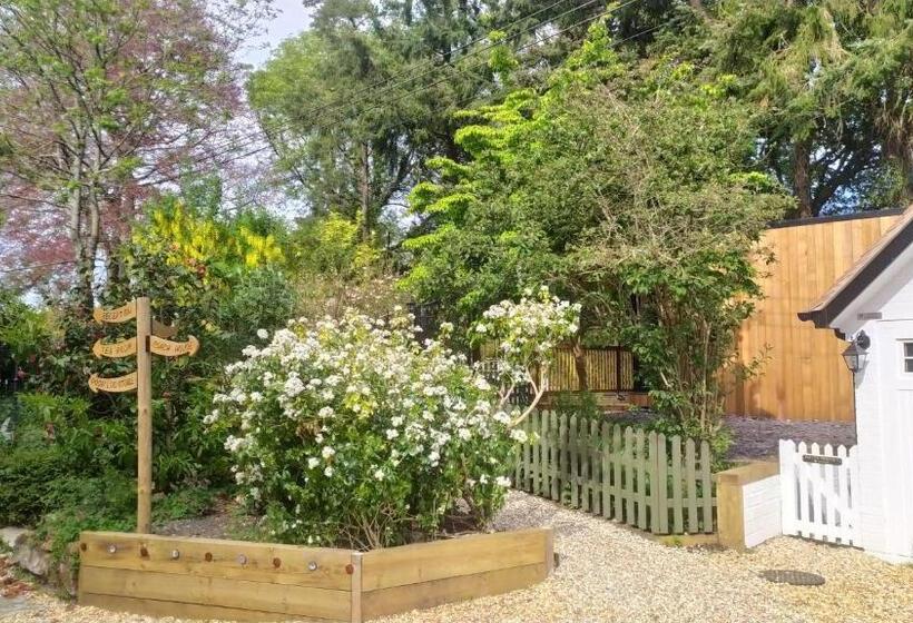 צימר Thatched Eaves