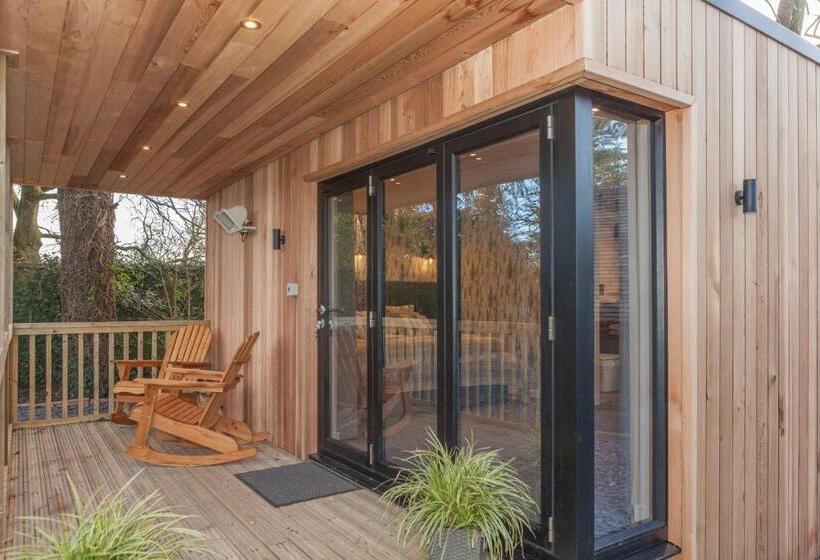 צימר Thatched Eaves