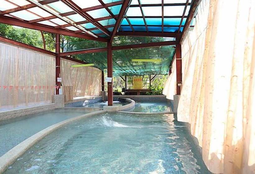 تختخواب و صبحانه Wild Thyme Eco Guest House