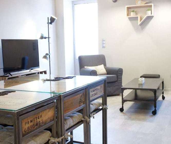 Chateau De Laforest Quidam