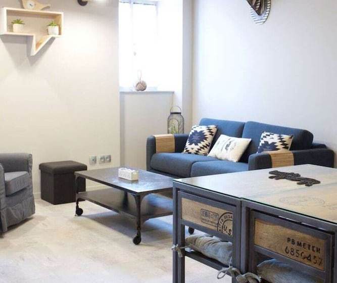 Chateau De Laforest Quidam