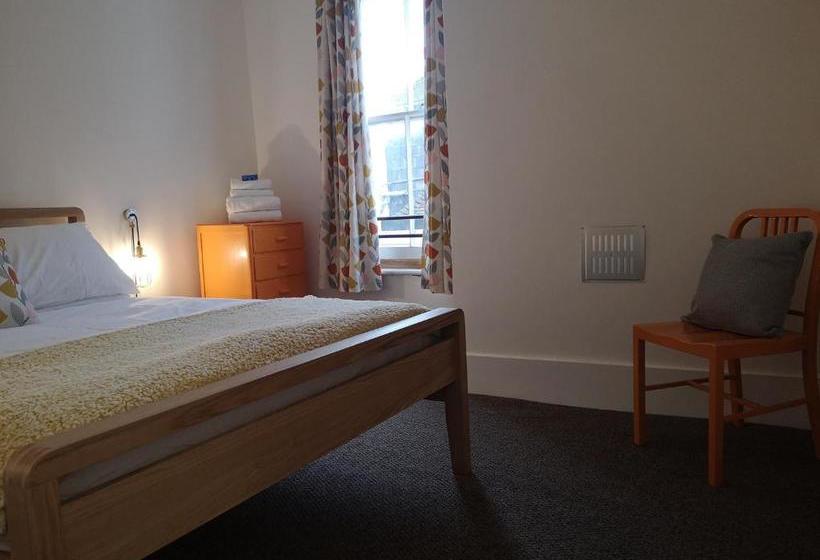 Coastal Escape Sandgate