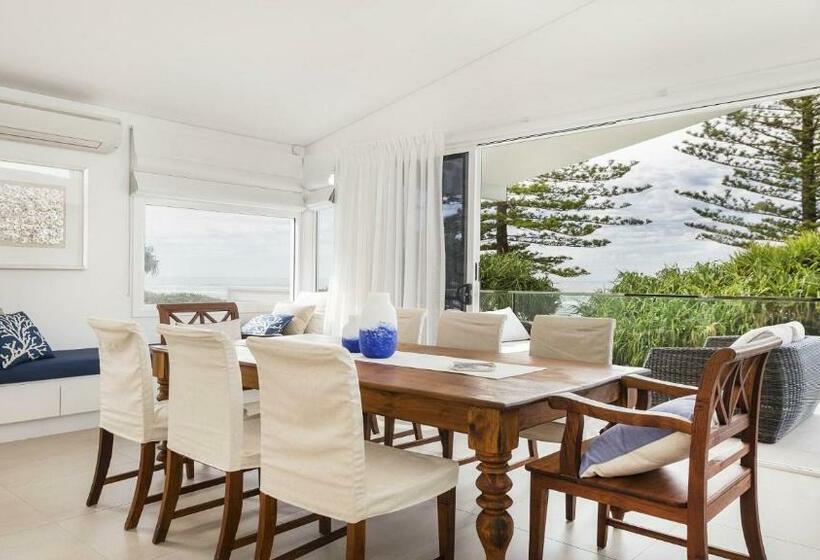 Coco De Mer Beach Villa 1