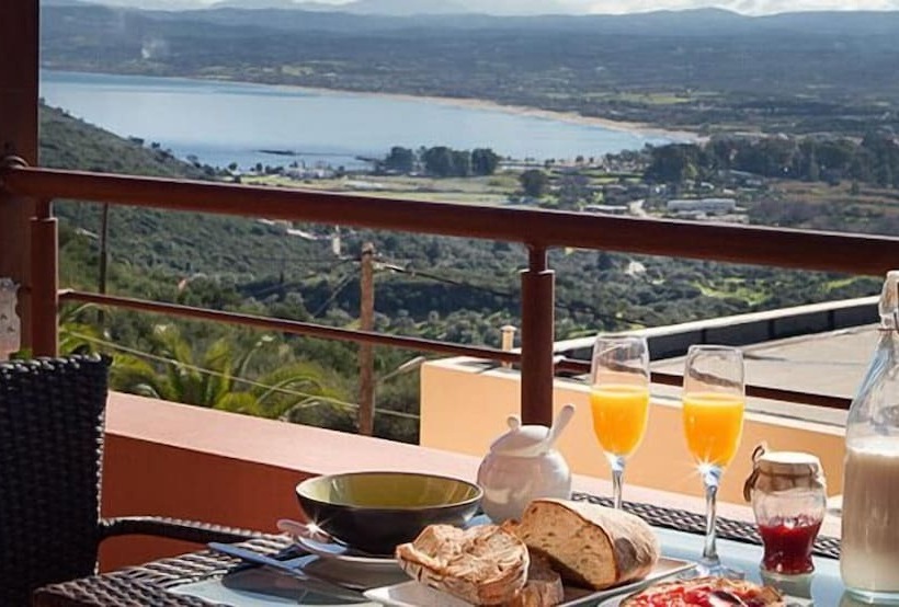 Daphne Morfi Village