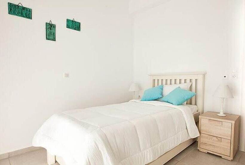 Daphne Morfi Village