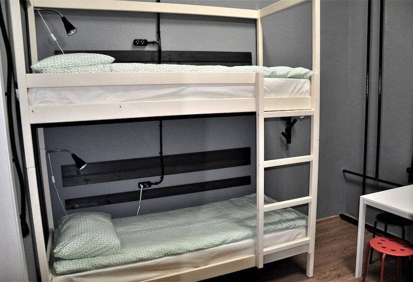 Good Night Rooms & Hostel