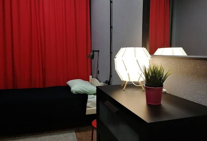 Good Night Rooms & Hostel