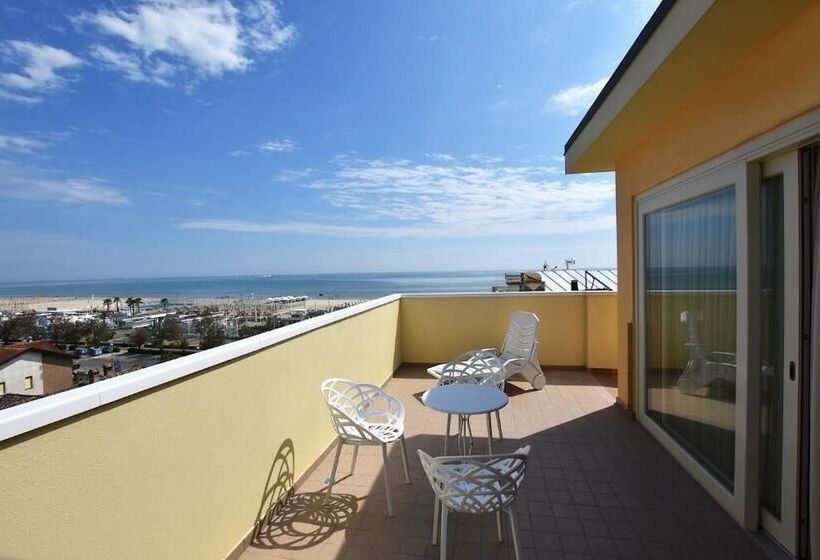 هتل Cervia