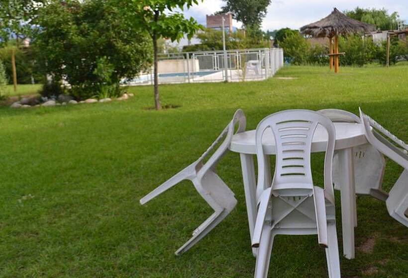 ホテル Eluney Cabanas