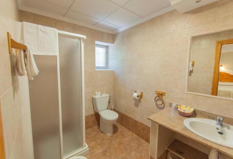 فندق Balneario La Esperanza