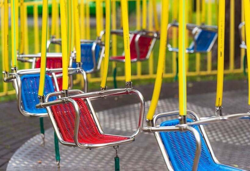 בית מלון כפרי Holiday Inn Express & Suites Chicago   Hoffman Estates, An Ihg