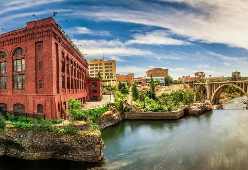 Отель Indigo Spokane Downtown, An Ihg
