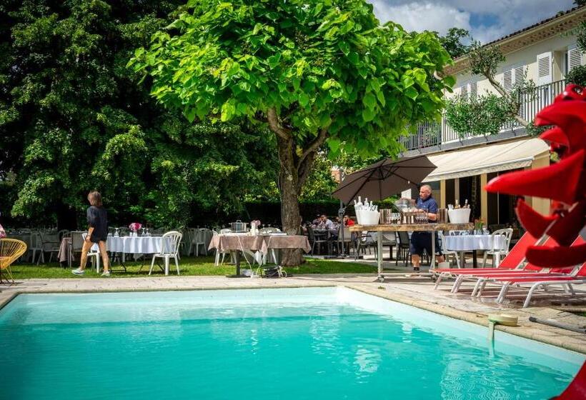 فندق La Redoniere