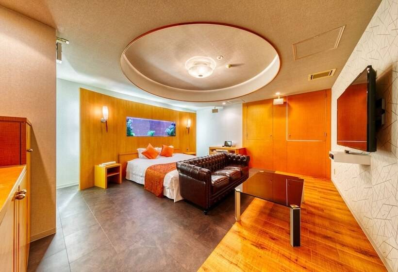 בית מלון כפרי Luna Otsu