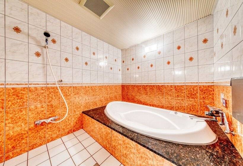 בית מלון כפרי Luna Otsu