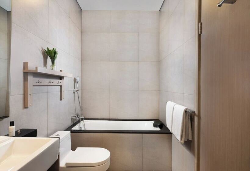 בית מלון כפרי Mangkuluhur Residences By Lorin