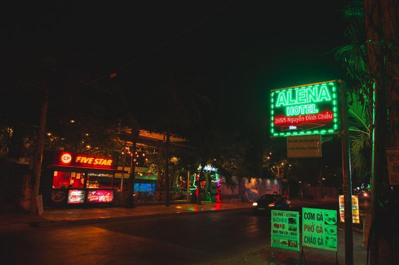 هتل Mui Ne Alena Bungalow