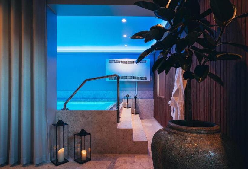 Stora Hotellet I Fjällbacka