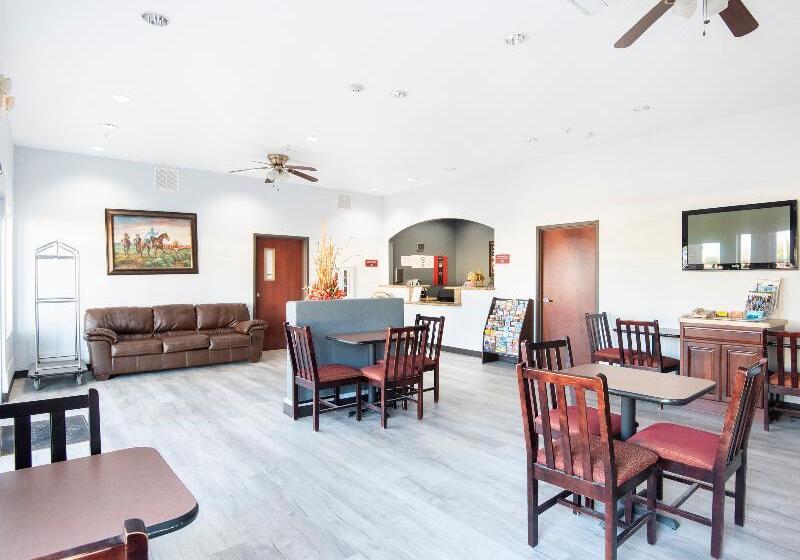 فندق Oyo Townhouse Clute Lake Jackson