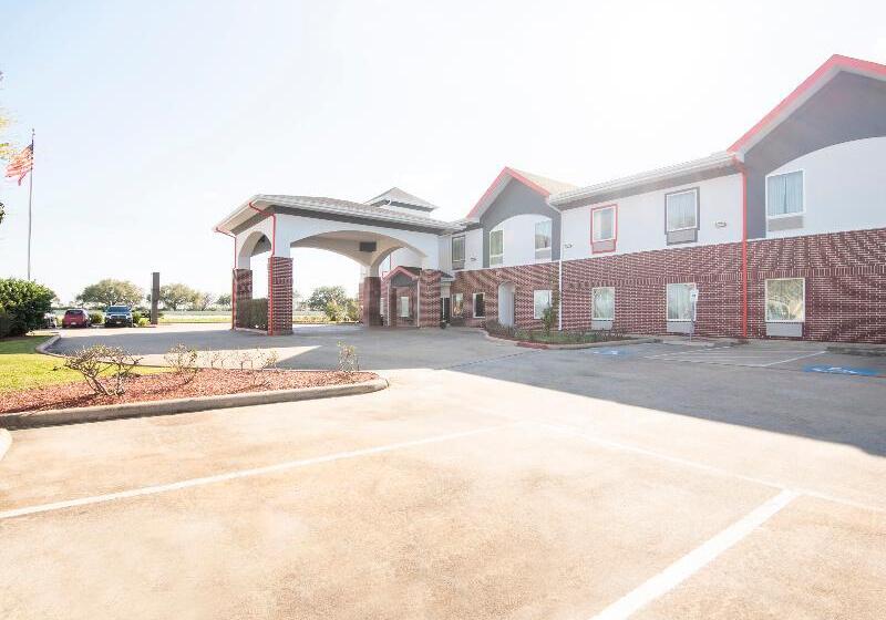 فندق Oyo Townhouse Clute Lake Jackson