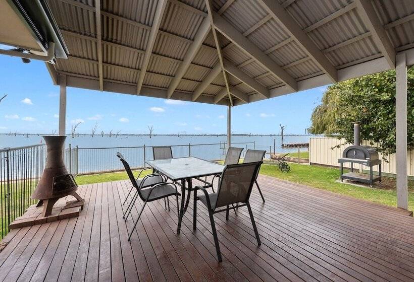Mulwala Lakeside Waterfront