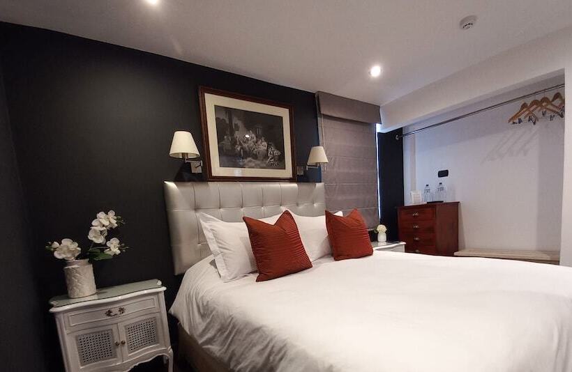 펜션 Ana Frank Boutique