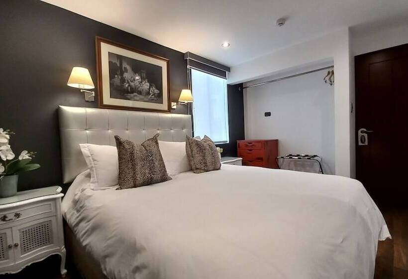 펜션 Ana Frank Boutique