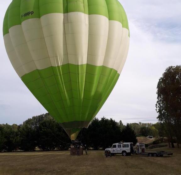 بنسيون Les Hirondelles
