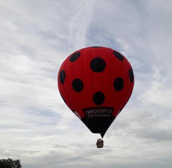 פנסיון Les Hirondelles