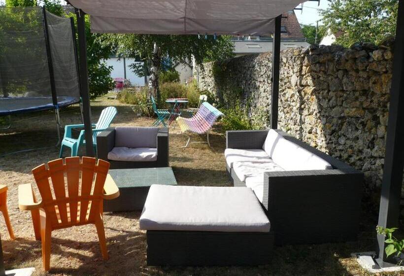 פנסיון Les Hirondelles