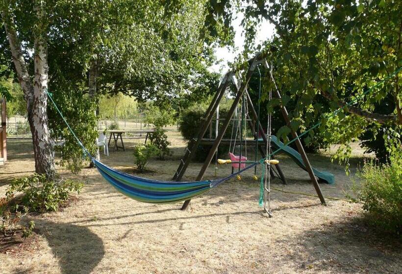 פנסיון Les Hirondelles