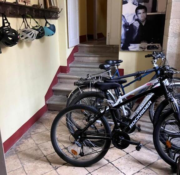 펜션 Les Jardins De La Cathédrale Chambres D Hôtes Gîte De Groupe