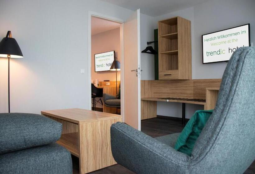 פנסיון Trendic