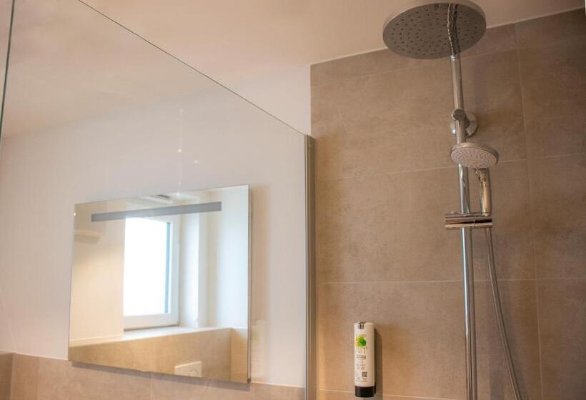 פנסיון Trendic