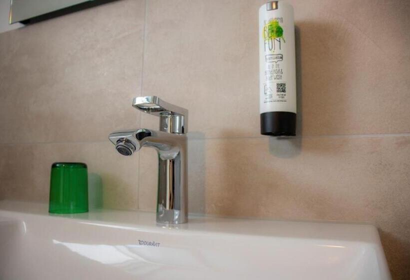 פנסיון Trendic