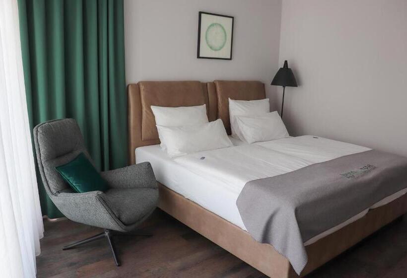 פנסיון Trendic