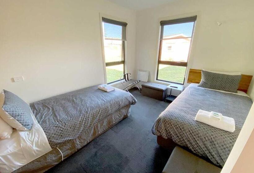 بنسيون Wild Rivers Escape