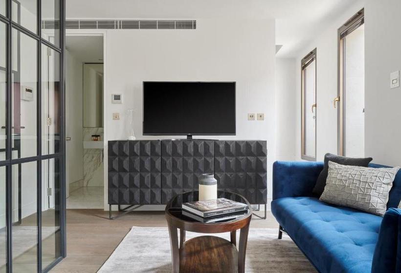 Sonder  Maughan Library Apartments