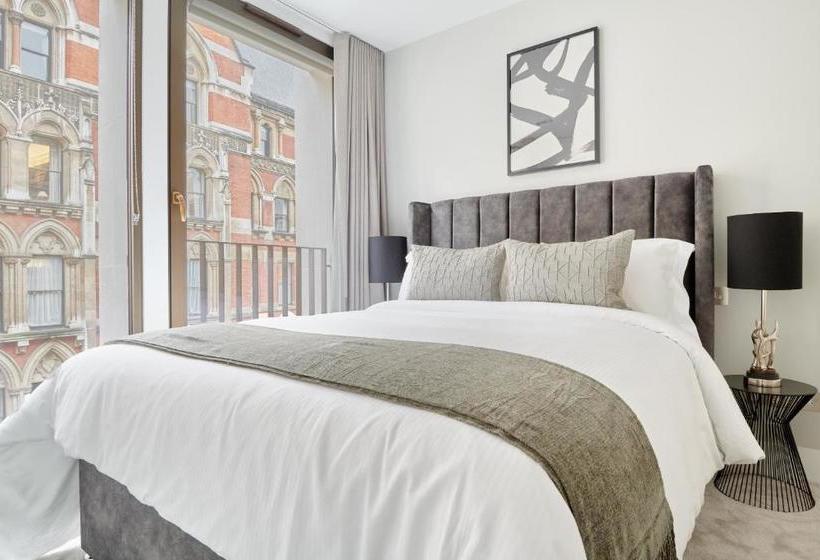 Sonder  Maughan Library Apartments