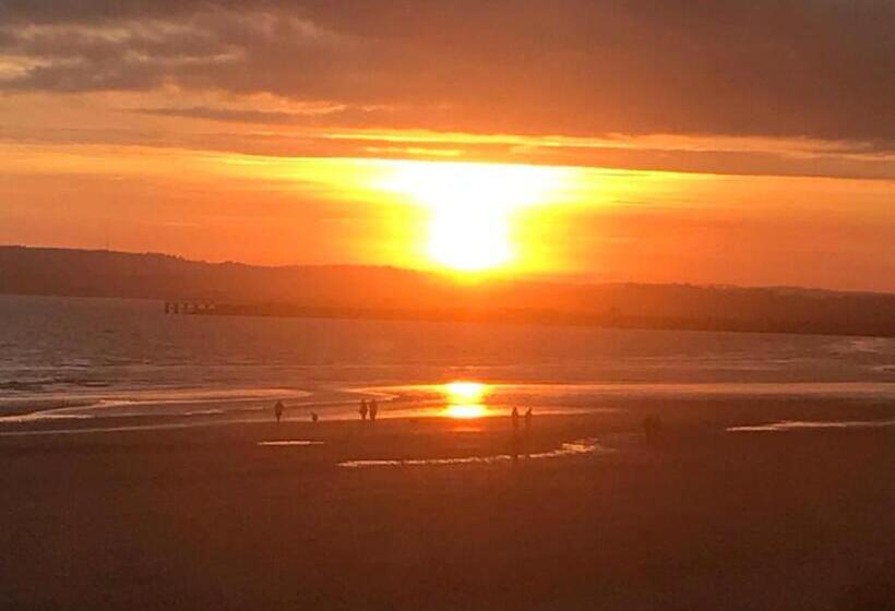 Stowaway Beach House Camber Sands
