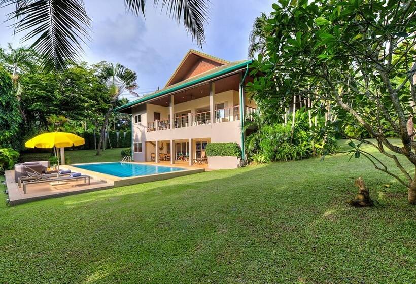 Viola Pool Villa