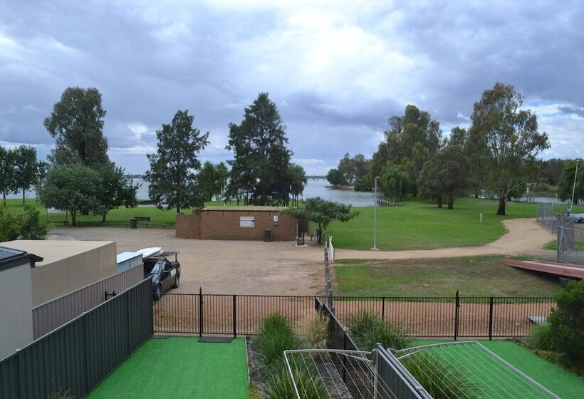 Waterview   2 Doc Crt