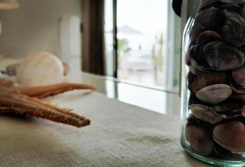 تختخواب و صبحانه Eneide