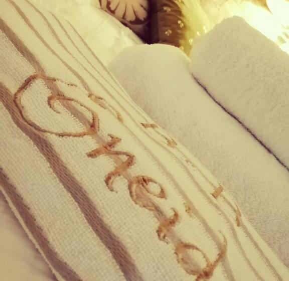 تختخواب و صبحانه Eneide