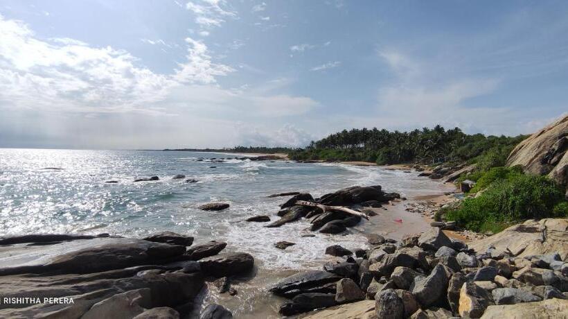 酒店 Grand Villa Kalametiya